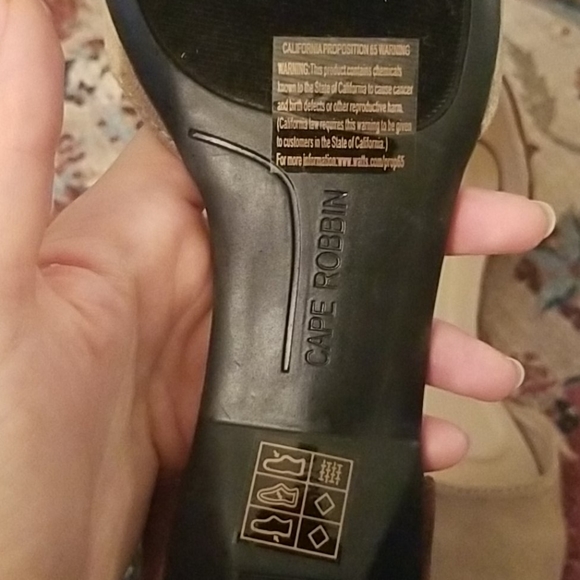 Suede Brown Tan Flats 9 9/12 - Picture 5 of 7